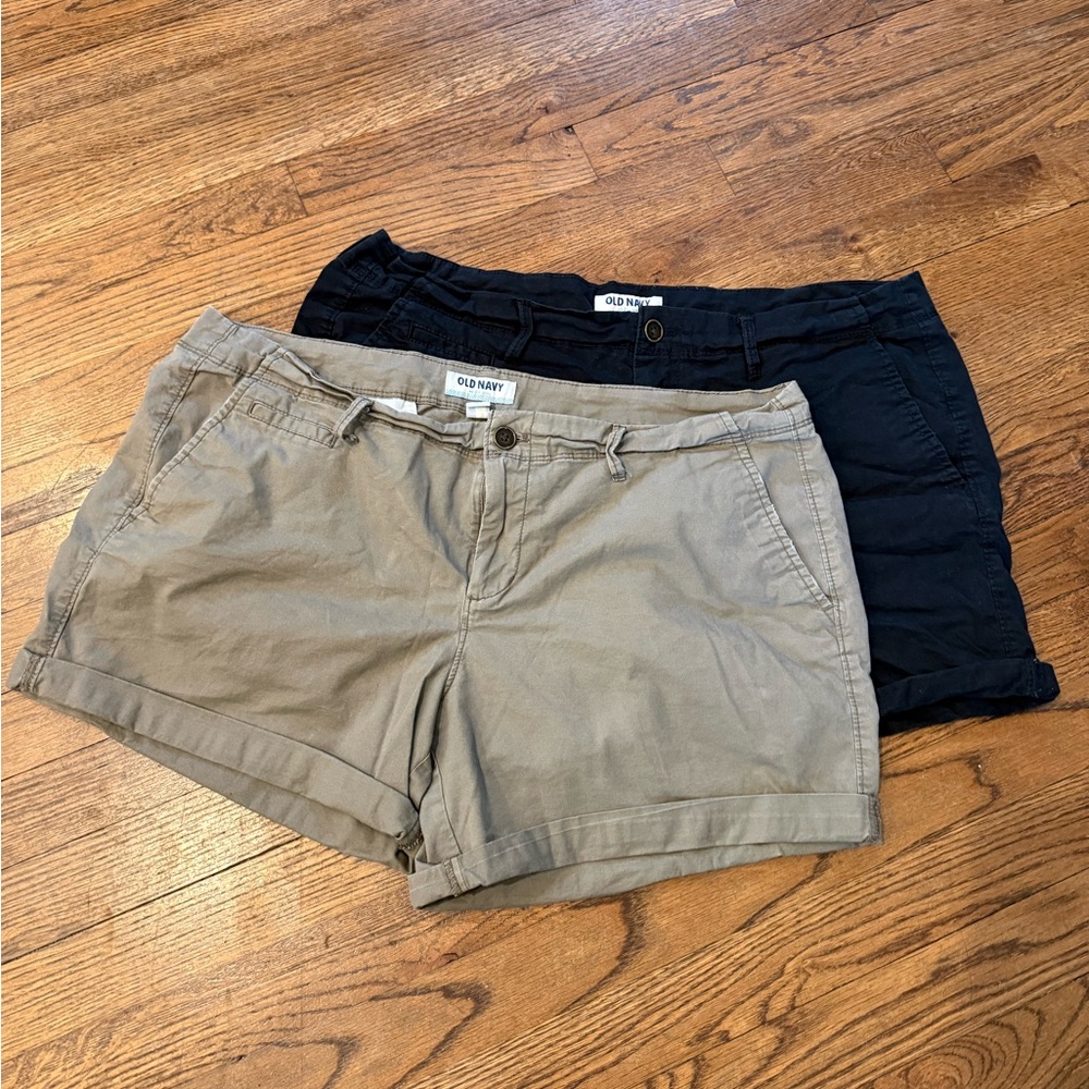 Old Navy Women's Chino Shorts - Black & Khaki